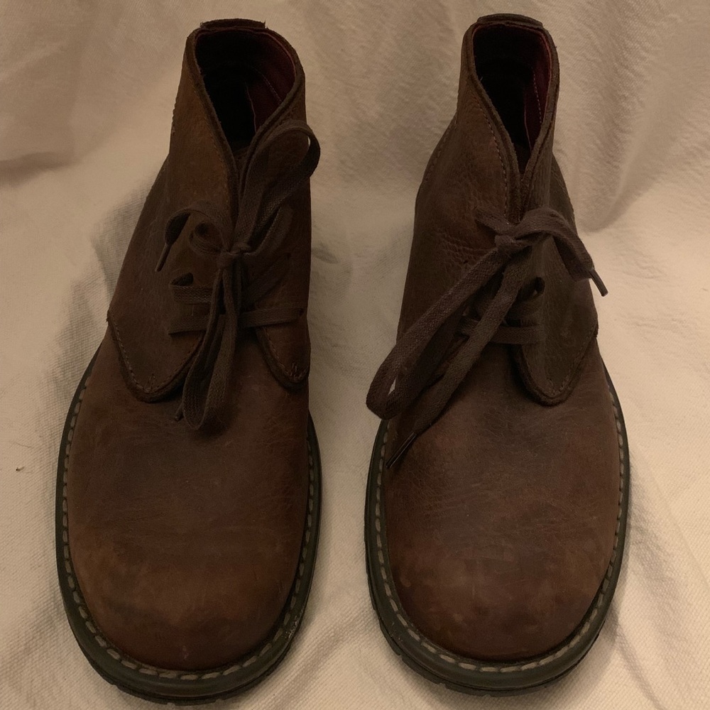 Clark’s Leather Roar Chukka Boots - Men’s 9 - NWOT